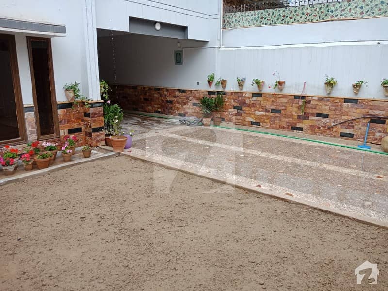 House Is Available For Sale In Tajikabad For Sale