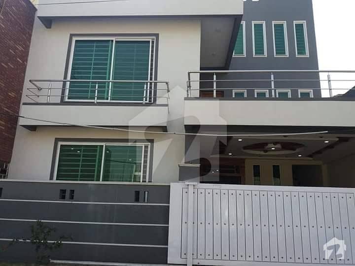 10 Marla Brand New House For Sale