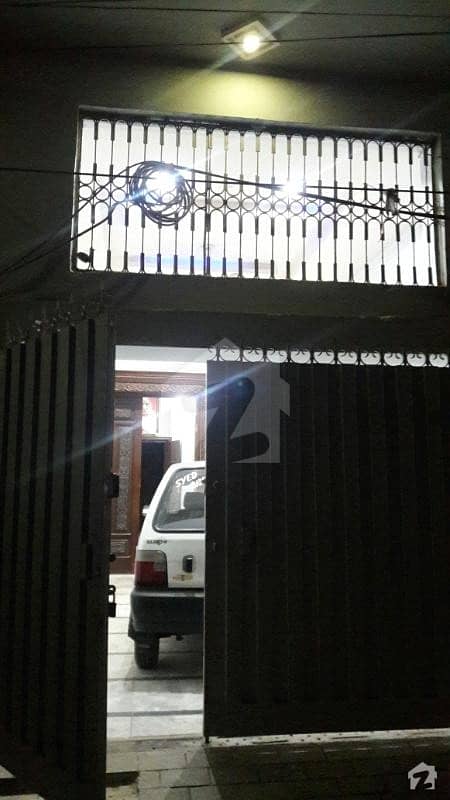 النجف کالونی فیصل آباد میں 4 کمروں کا 7 مرلہ مکان 1.2 کروڑ میں برائے فروخت۔