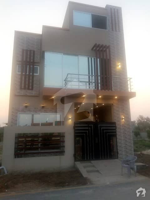 الکبیر ٹاؤن - فیز 2 الکبیر ٹاؤن رائیونڈ روڈ لاہور میں 3 کمروں کا 3 مرلہ مکان 65 لاکھ میں برائے فروخت۔