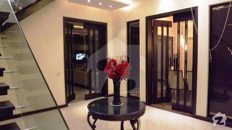 One Kanal Fully Furnished Luxury  House For Sale  Near To Park