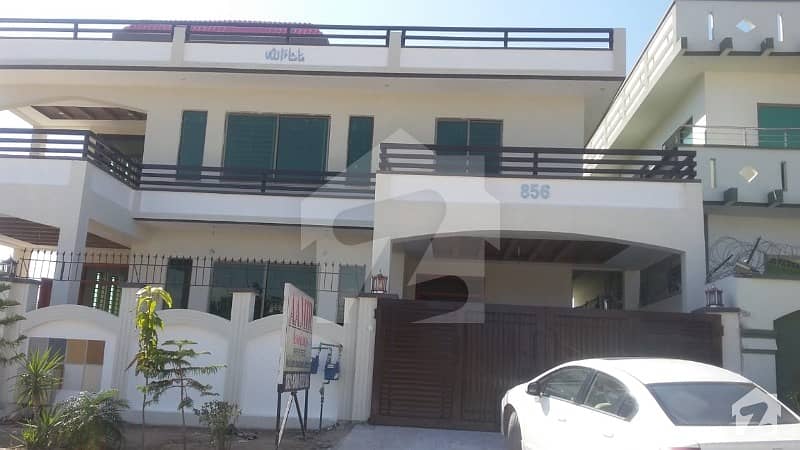 One Kanal House For Sale 7 Bed In Sector B-17 Islamabad