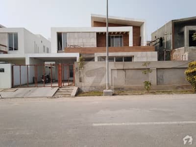 1 Kanal Double Storey House Is Up For Sale 1 Kanal Double Storey House Is Up For Sale