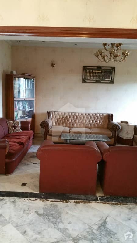 A Well Maintained Furnished  Flat For Rent In Afnan Duplex Block 3 A Gulistan E Jauhar Karachi
