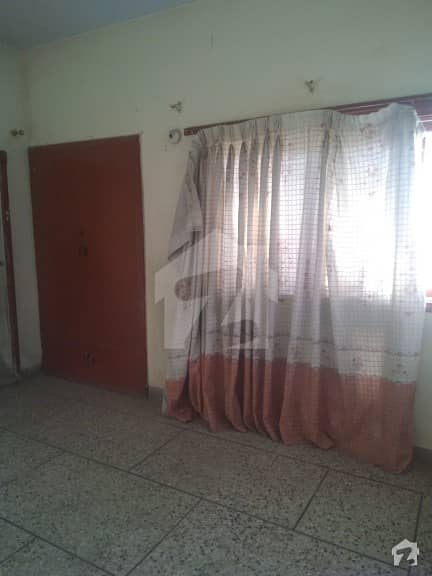 نارتھ ناظم آباد ۔ بلاک ایل نارتھ ناظم آباد کراچی میں 6 کمروں کا 10 مرلہ مکان 3 کروڑ میں برائے فروخت۔