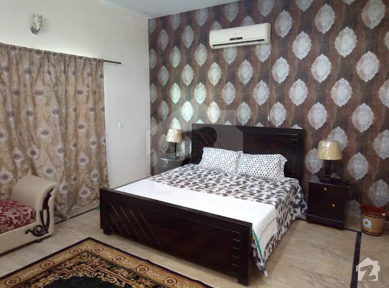 1 Kanal 3 Bedroom Fully Furnished Air Conditioned House