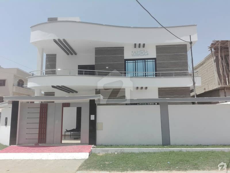 گلشنِ معمار گداپ ٹاؤن کراچی میں 6 کمروں کا 16 مرلہ مکان 3. 5 کروڑ میں برائے فروخت۔