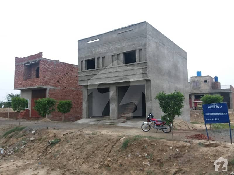 کاہنہ لاہور میں 2 کمروں کا 2 مرلہ مکان 17 لاکھ میں برائے فروخت۔