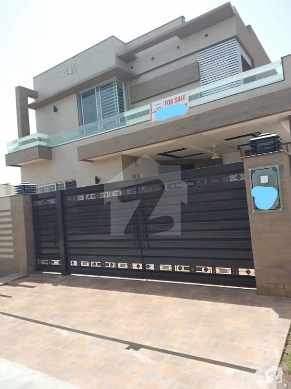 10 Marla Residential House Is Available For Sale At DHA 11 Rahbar Phase 1 Block D At Prime Location