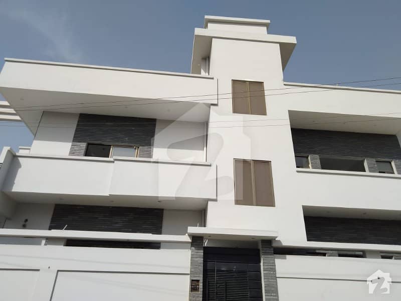 First Floor Portion 400 Sq Yd  For Rent