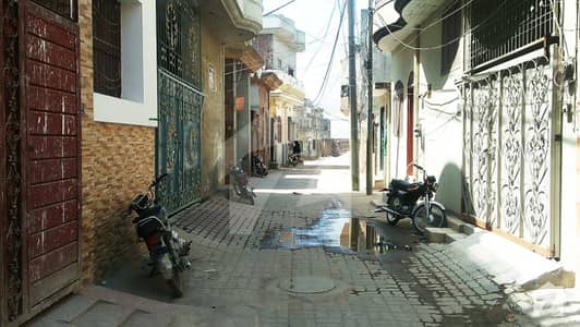دین پورہ سیالکوٹ میں 4 کمروں کا 4 مرلہ مکان 73 لاکھ میں برائے فروخت۔