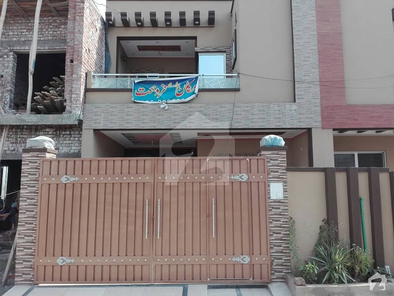ملٹری اکاؤنٹس ہاؤسنگ سوسائٹی لاہور میں 5 کمروں کا 8 مرلہ مکان 1. 4 کروڑ میں برائے فروخت۔