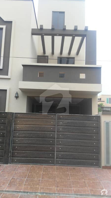 Athar Associates Offers 5 Marla Slightly Used House For Rent Outclass Location For Living