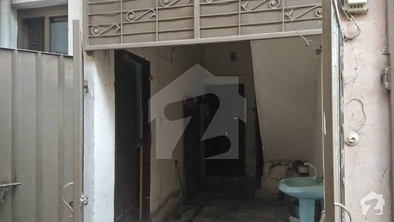 حسن ٹاؤن لاہور میں 4 کمروں کا 2 مرلہ مکان 31 لاکھ میں برائے فروخت۔