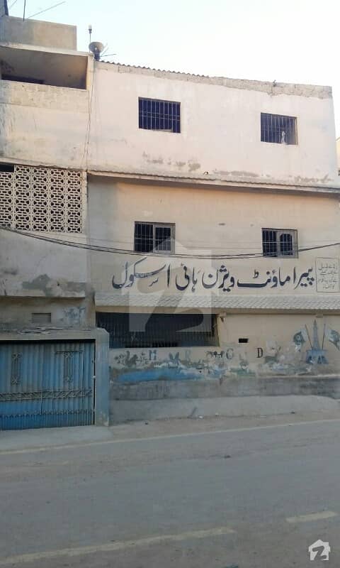 کورنگی کریک کنٹونمنٹ کورنگی کراچی میں 8 کمروں کا 6 مرلہ مکان 2.1 کروڑ میں برائے فروخت۔