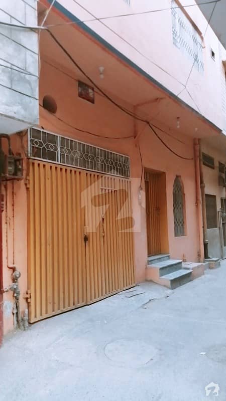 بلال گنج لاہور میں 5 کمروں کا 5 مرلہ مکان 1.2 کروڑ میں برائے فروخت۔