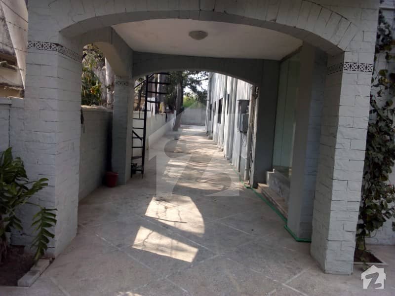 Al Noor Offer 2 Kanal Commercial Paid House For Rent In Gulberg