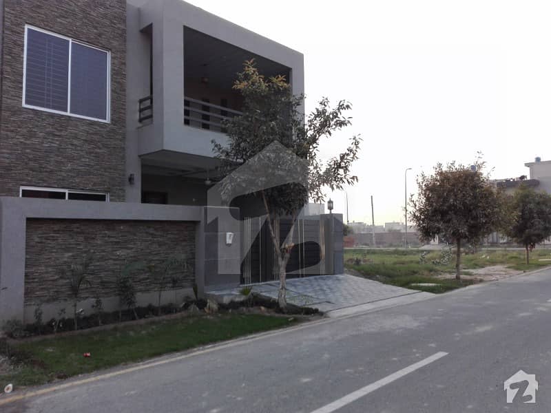 House Is Available For Sale Eden Valley, Faisalabad ID16065179