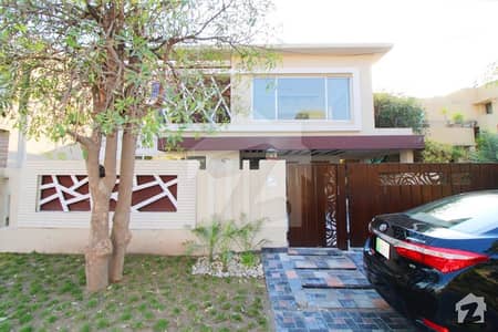 Syed Brothers Offer 1 Kanal Beautiful And Luxury Bungalow With Charming Front Elevation For Sale Syed Brothers Offer 1 Kanal Beautiful And Luxury Bungalow With Charming Front Elevation For Sale