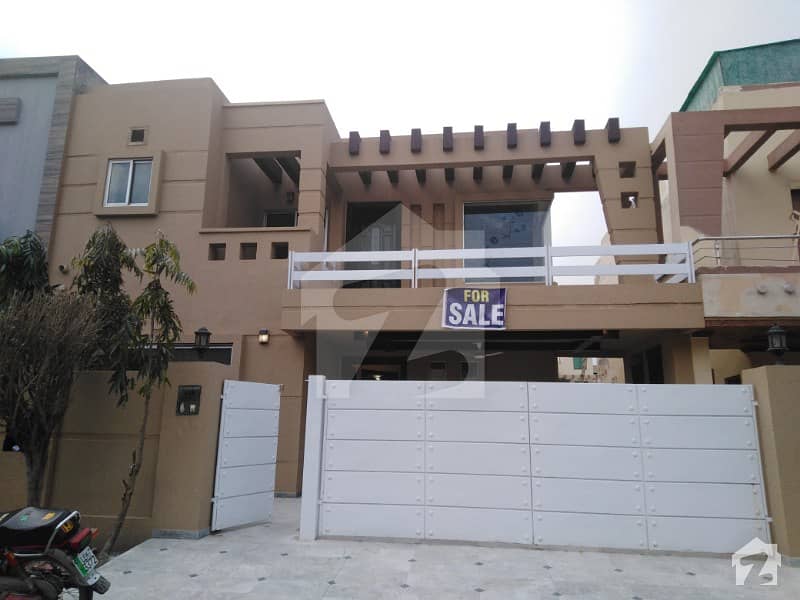 10 Marla Beautiful House For Rent In Bahria Town Lahore