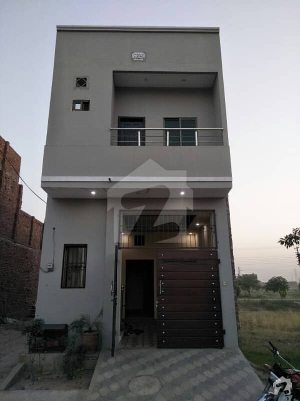 عمر ویلی فیصل آباد میں 2 کمروں کا 2 مرلہ مکان 35 لاکھ میں برائے فروخت۔