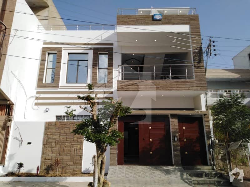 گلشنِ معمار - سیکٹر وائے گلشنِ معمار گداپ ٹاؤن کراچی میں 6 کمروں کا 8 مرلہ مکان 2.2 کروڑ میں برائے فروخت۔