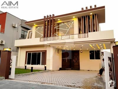 Luxurious 1 Kanal Designer House With A Large Decorated Lawn Luxurious 1 Kanal Designer House With A Large Decorated Lawn