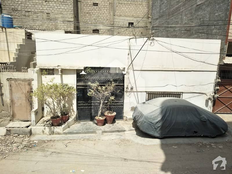 کشمیر کالونی کراچی میں 5 کمروں کا 6 مرلہ مکان 1.5 کروڑ میں برائے فروخت۔