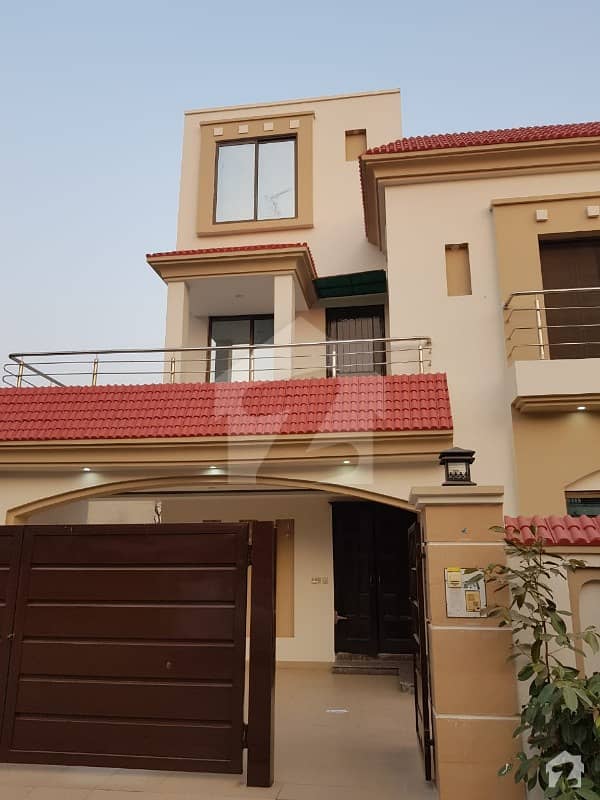 10 Marla Extra Luxury Like New House For Sale In Sector C Bahria Town