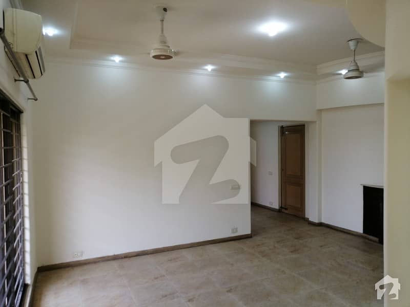 1 Kanal Upper Portion With Seprate Gate For Rent In DHA