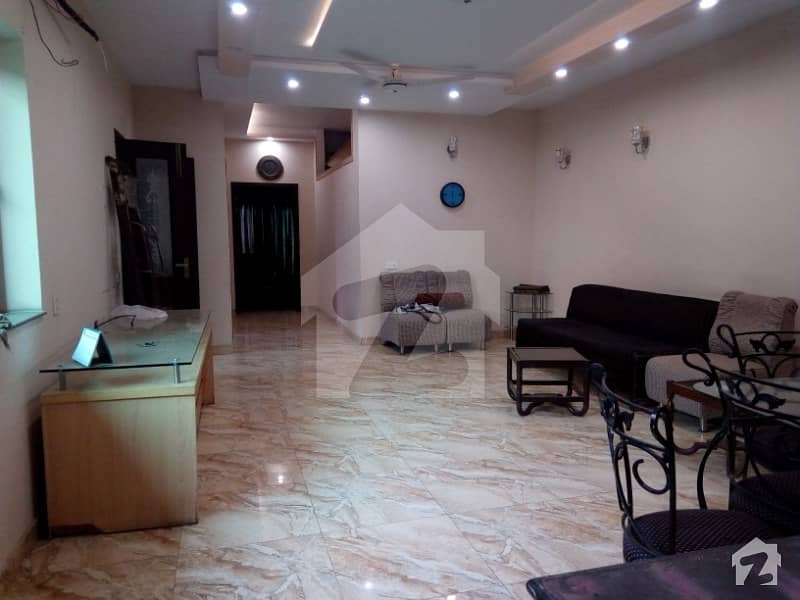 1 Kanal Furnished Upper Portion Available For Rent