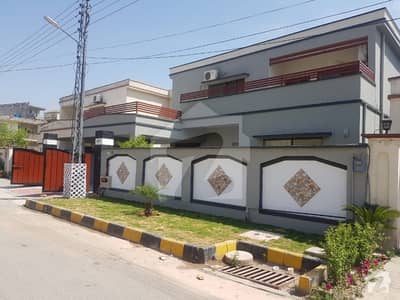 One Kanal House Is Available For Sale One Kanal House Is Available For Sale