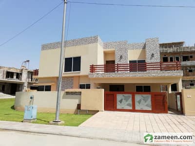 Very Exclusive Boulevard 6 Bedroom 1 Kanal House For Sale Very Exclusive Boulevard 6 Bedroom 1 Kanal House For Sale