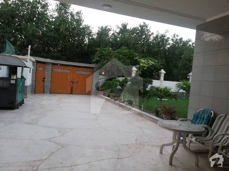 Dha Phase 6  6 Bed Bukhari Commercial Beautiful Bungalow For Sale
