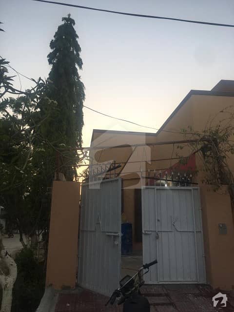 Gulistan E Johar Block 3 Independent Bungalow One Unit 3 Beds Covered Car Parking Newly Renovated