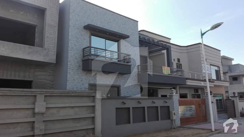 A Double Unit  12 Marla House For Sale In Bahria Town Phase 8 Near Statues Liberty