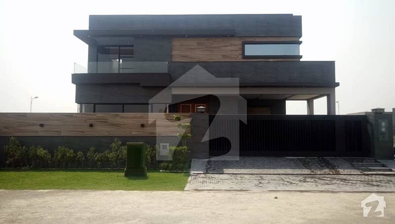 1 Kanal Bungalow For Sale In S Block Of Dha Phase 7