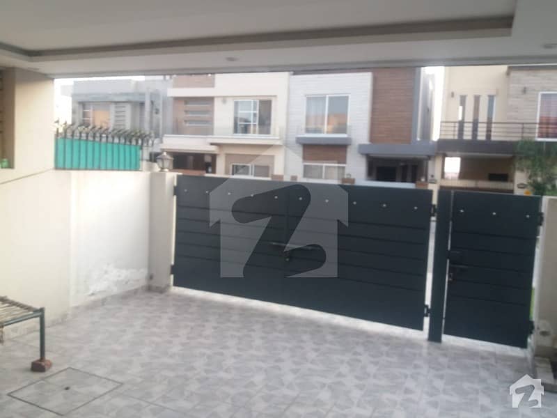 7 Marla Full House With Basement Available For Rent In Dha Phase 6 Block D