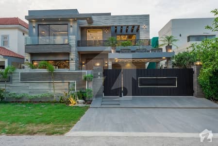 1 Kanal Luxurious Mazhar Munir Designed Bungalow For Sale In Dha Phase 5 1 Kanal Luxurious Mazhar Munir Designed Bungalow For Sale In Dha Phase 5