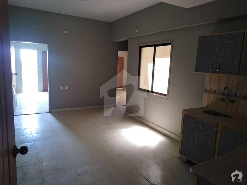 1657 Sq. Feet 2nd Floor Flat Is Available For Sale