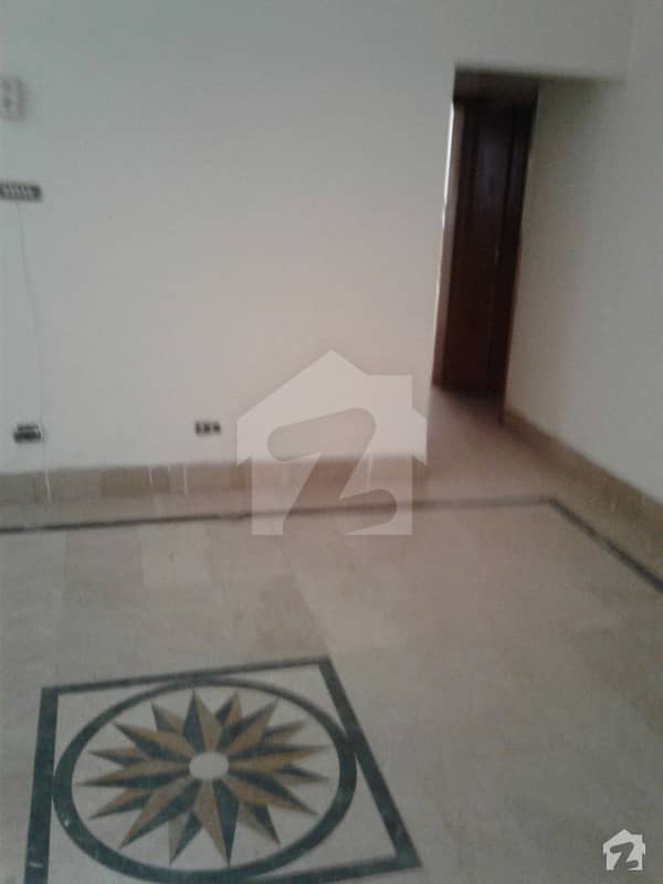 666 Sq Yard Beautiful  House For Rent In F10 Islamabad 5 Beds With - 3 Attached Bath