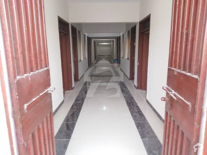 1350 Sq Feet 6th Floor Flat Is Available For Sale