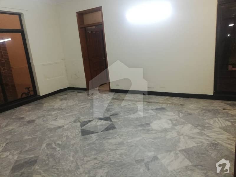 Model Town Block A  1 Kanal 4 Bed  Full House With Basement For Rent