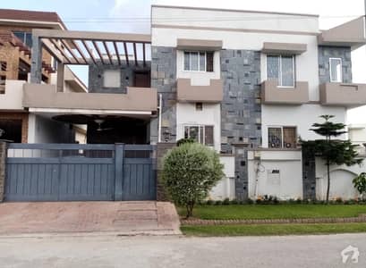 Here Is A Good Opportunity To Live In A Well-Built House DC Colony ...