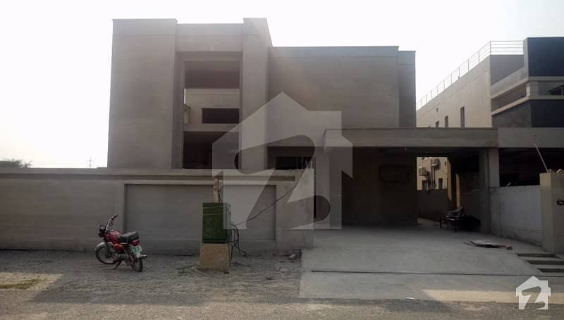 1 Kanal Gray structure house For Sale in Dha Phase 6