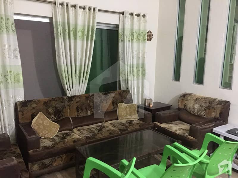 الفلاح ٹاؤن لاہور میں 3 کمروں کا 5 مرلہ مکان 90 لاکھ میں برائے فروخت۔