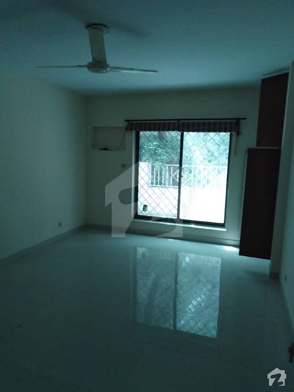 Rehman Garden 10 Marla Ground Floor Flat For Rent