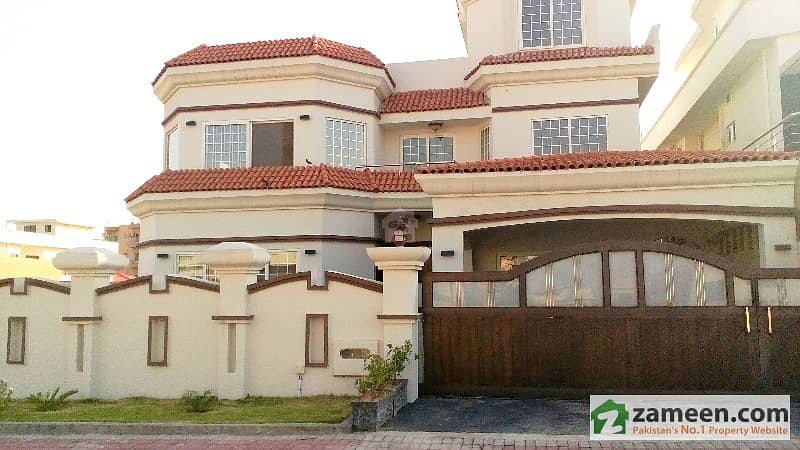 Fabulous Brand New 1 Kanal Independent Portion For Rent In Bahria Town Phase 5
