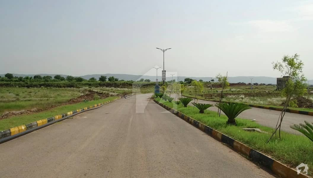 Commercial Plot Available On Reasonable Price