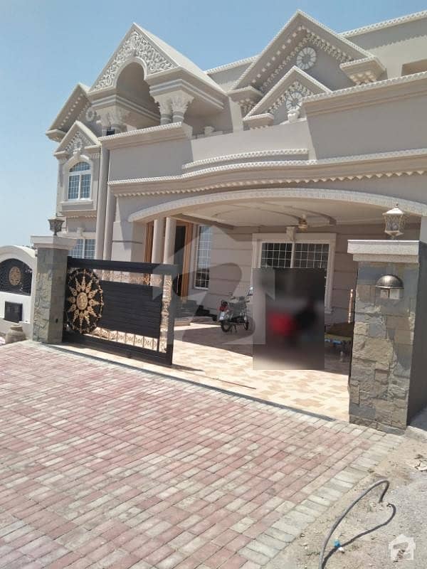 27 Marla Luxury House In Bahria Town Phase 8 Overseas 5  Rawlapindi
